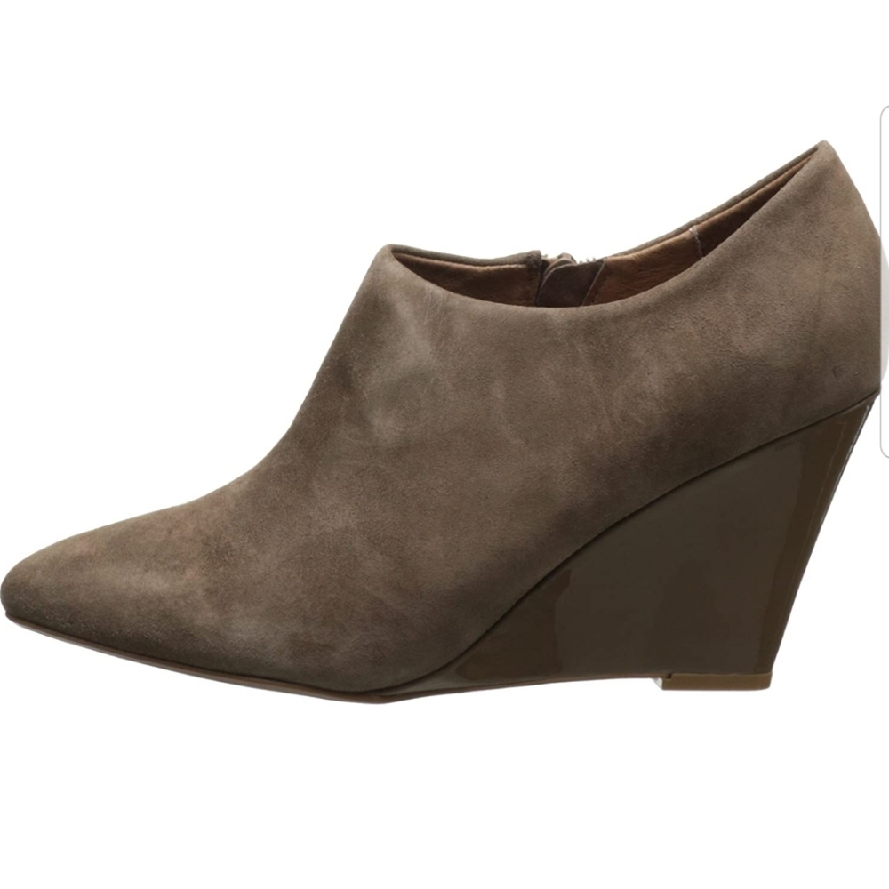 Corso Como Model Wedge Ankle Booties - image 7